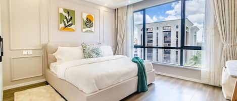 3 bedrooms, iron/ironing board, free WiFi, bed sheets