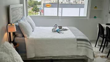 Bügeleisen/Bügelbrett, WLAN, Bettwäsche