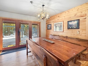 Dining - A Breathtaking McCall Escape (McCall)
