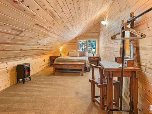 Off The Hook of McCall