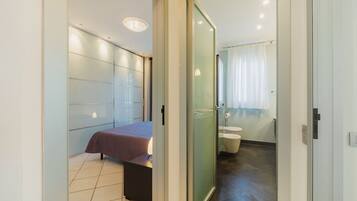 3 camere, ferro/asse da stiro, Wi-Fi