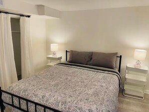 1 bedroom, iron/ironing board, WiFi, bed sheets