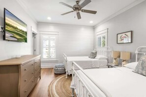 4 Schlafzimmer, Bügeleisen/Bügelbrett, WLAN, Bettwäsche