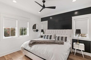 1 bedroom, iron/ironing board, WiFi, bed sheets - 30A Caspian Blue Carriage (Seacrest)