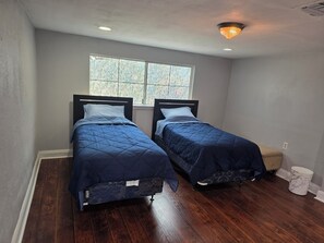 4 bedrooms, in-room safe, iron/ironing board, free WiFi - Spacious 4-bedroom house in wonderful New Orleans with WiFi, AC (New Orleans)