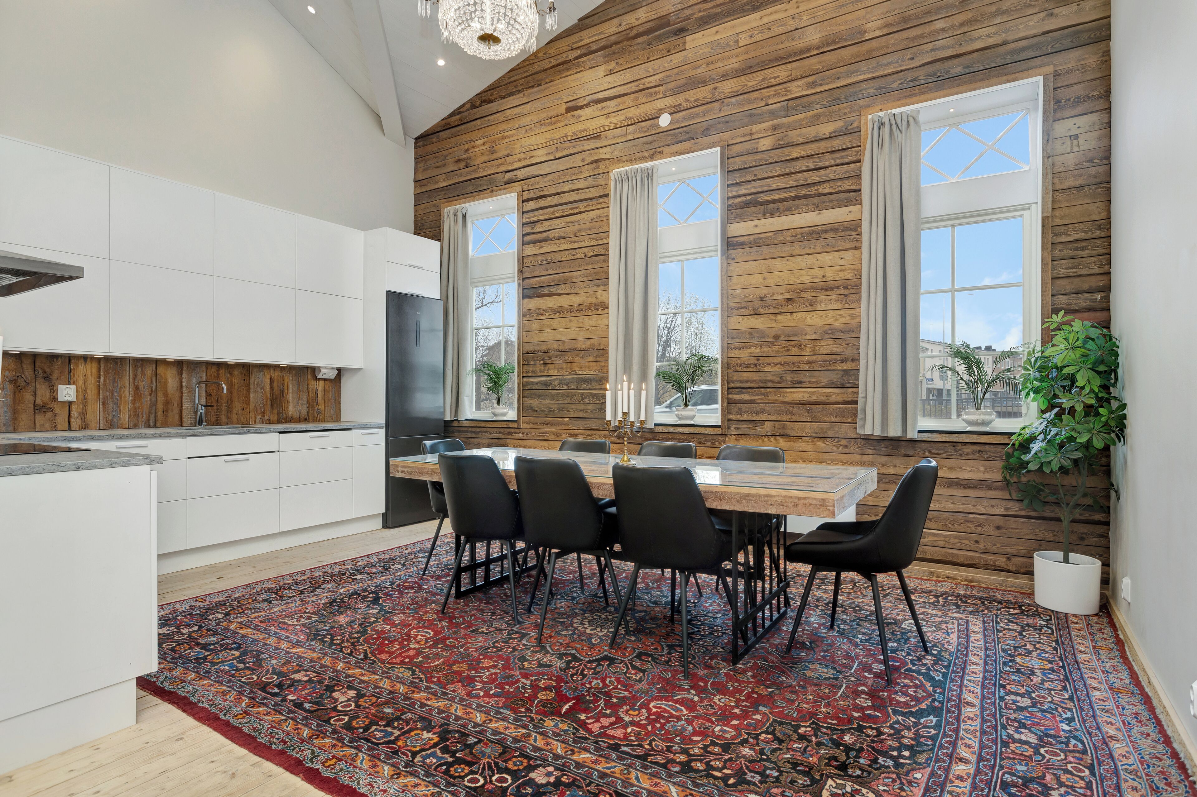 Departamento de lujo | Cocina privada | Refrigerador con congelador, microondas, horno y parrilla de estufa 