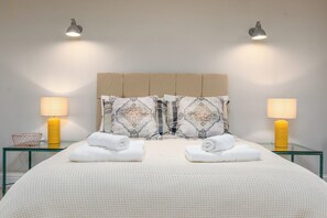 1 bedroom, iron/ironing board, free WiFi - Clarendon Place 1BD in Leamington Spa (Royal Leamington Spa)