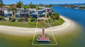 Exterior - Waterfront at Mermaid (Mermaid Waters)