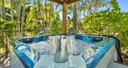 SYNERGY BEACHSIDE NUDIST RETREAT KB a/c Dog Friendly!