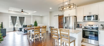 Cherokee Lake Retreat w/ Views in Morristown!