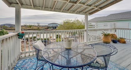On-Site Dock Access: Group Getaway on Salt Lake!