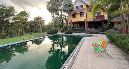 Petpumok Wangnamkhiao Hotel