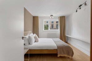 2 bedrooms, iron/ironing board