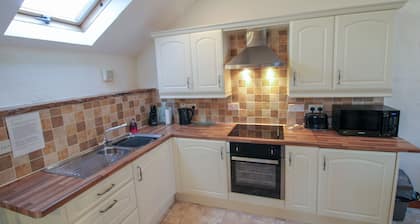 Stonefold Cottage Newbiggin - a cottage that sleeps 3 guests in 2 bedrooms