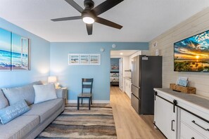 Living area - 301 Ocean Ave, Unit 209 - The Harbor Light (North Wildwood)