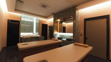 Couples treatment rooms, Turkish bath, body treatments, aromatherapy