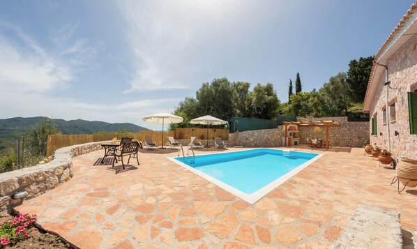 Alberca al aire libre 