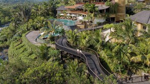 منظر من الجو على ارتفاع عالٍ