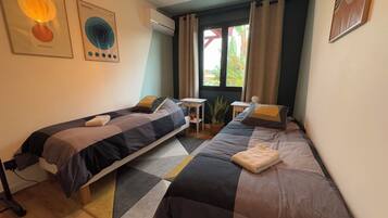 4 slaapkamers, een strijkplank/strijkijzer, wifi, beddengoed