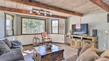 TV connectée, cheminée, jeux vidéo