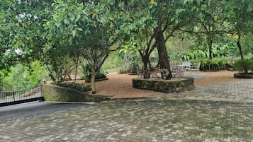 Jardines del alojamiento