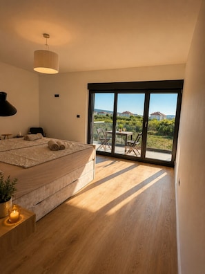 5 chambres, bureau, fer et planche à repasser, Wi-Fi gratuit