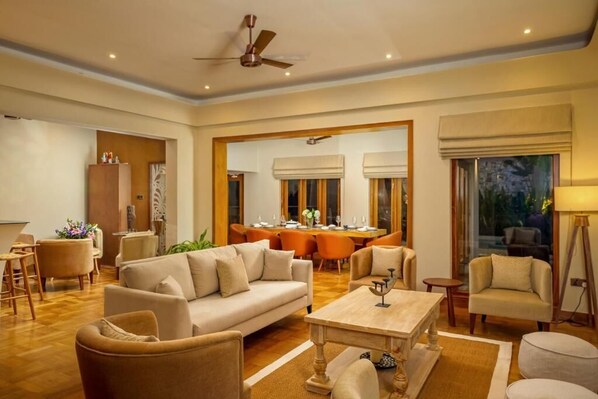 4-Bedroom Villa with a Swimming Pool | Living area