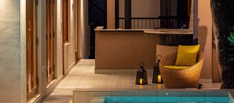 Colombo Villa Collection