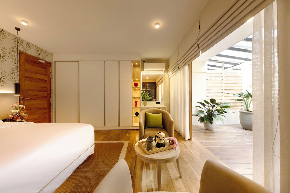 Villa Liya - 2 Bedroom Garden Suites with Plunge Pool | Free WiFi