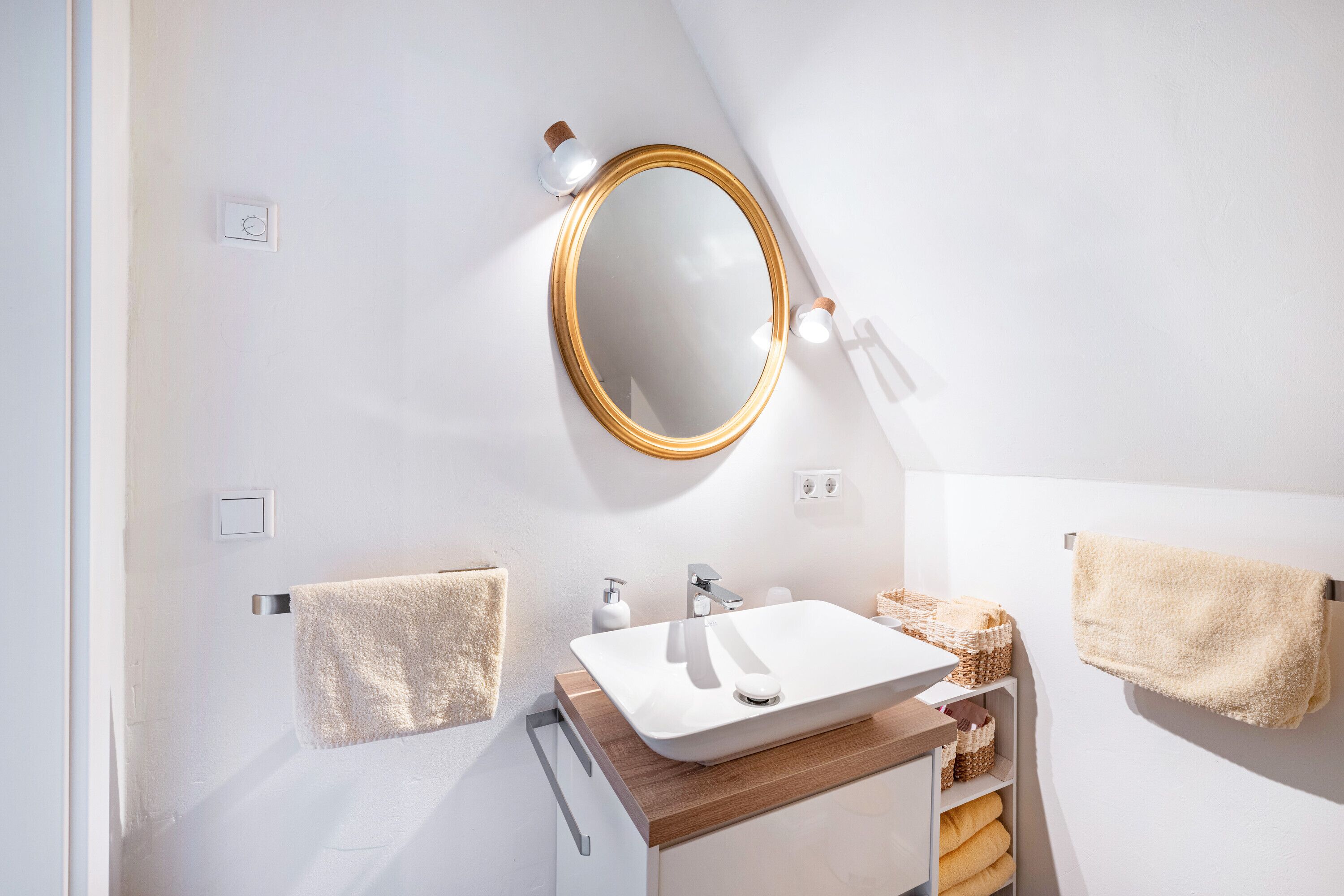 Doccia, asciugacapelli, asciugamani