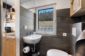 Ducha, secador de pelo, toallas