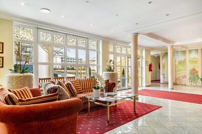Apartment 'Europa' with Shared Garden, Balcony and Wi-Fi