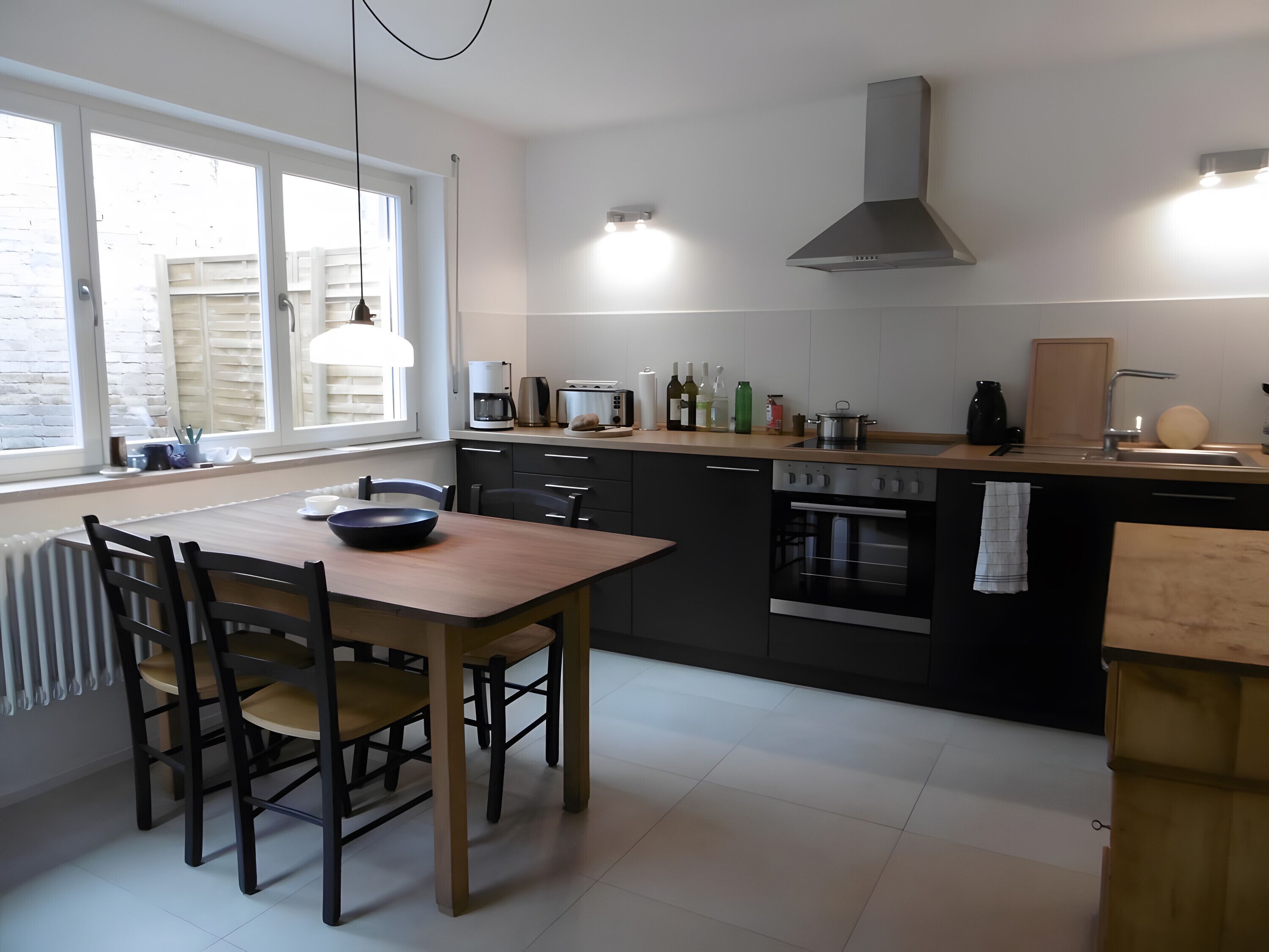 Kühlschrank, Ofen, Herdplatte, Geschirrspüler