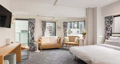 Toranomon Guesthouse 5F