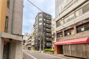Front of property - Toranomon Guesthouse 5F (Tokyo)