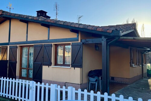 Rent cozy townhouse in Treviño County