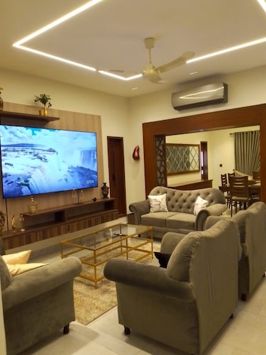 5-bedroom Villa - Firefly Retreat