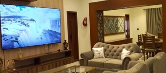 5-bedroom Villa - Firefly Retreat