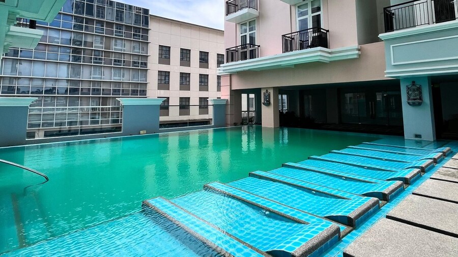 Room-cozy, Modern and Homey, The Bliss S