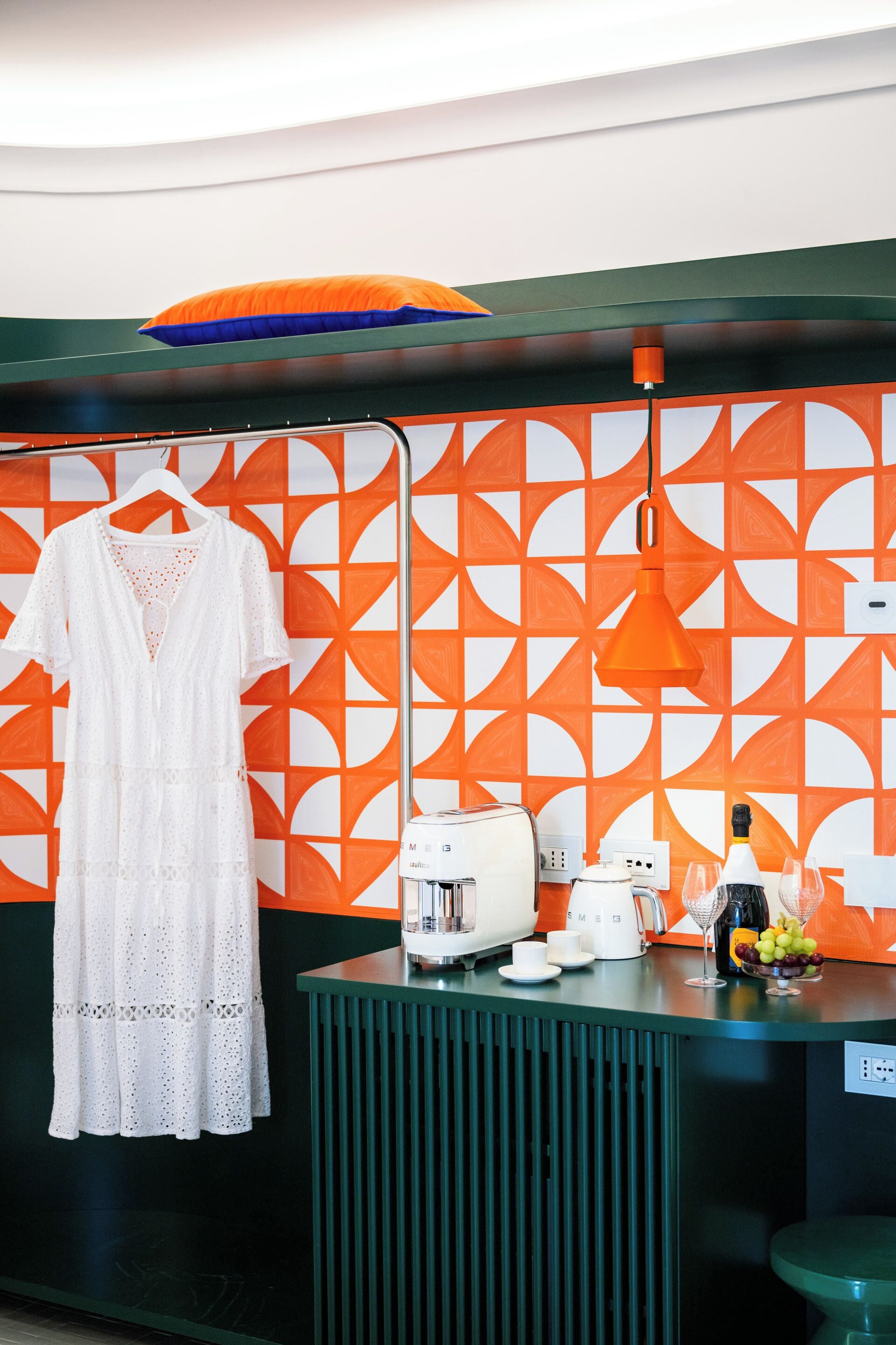 Deluxe-Doppelzimmer, Balkon, Stadtblick | Schrank