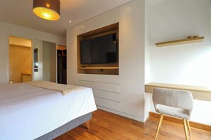 2 slaapkamers, een strijkplank/strijkijzer, wifi, beddengoed
