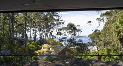 150m Walk to Beach, WiFi & Fireplace | Salt & Sand
