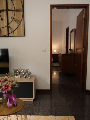 Interior - Charming Retreat Machico - 5 min Praia & Centro A (Machico)