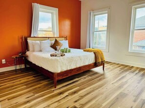 2 bedrooms, iron/ironing board, travel crib, free WiFi