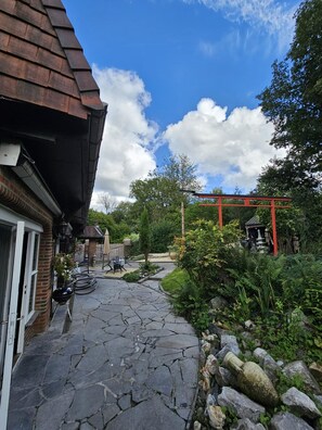 House | Garden - Farmhouse in Belgium With Lush Garden Retreat (Hastiere)