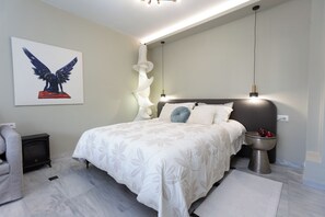 1 bedroom, WiFi, bed sheets - Short walking distance from the center of the city and the shopping area. (Iraklio)