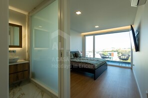 4 Schlafzimmer, Bügeleisen/Bügelbrett, kostenloses WLAN, Bettwäsche