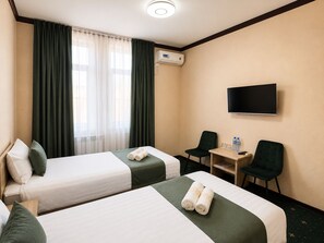 Basic Twin Room, Courtyard View - BOSTON HOTEL (Tashkent)