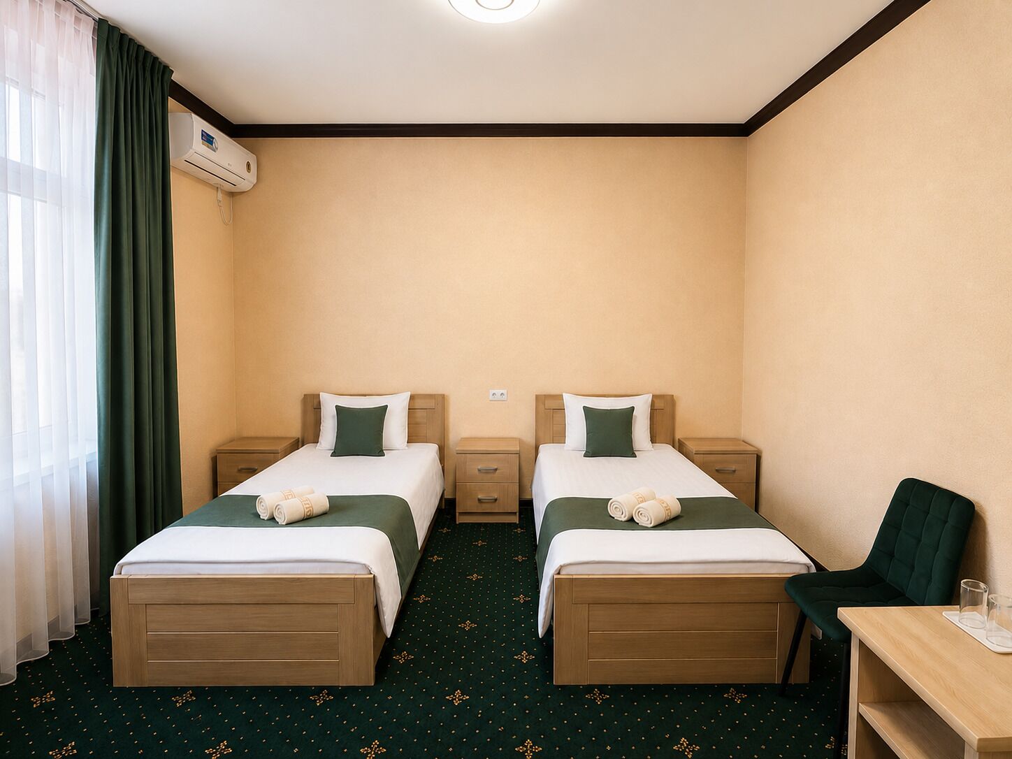 Basic Twin Room, Courtyard View | Desk, laptop workspace, blackout drapes, iron/ironing board