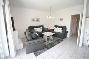 TV, stereo - Wiesengrund 6 Apartment 1 (Grömitz)